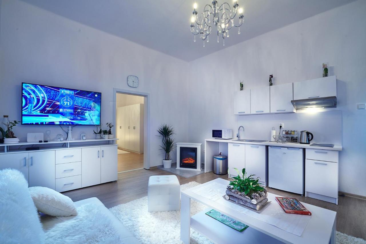 Apartman Bb Centrum Banská Bystrica Eksteriør bilde